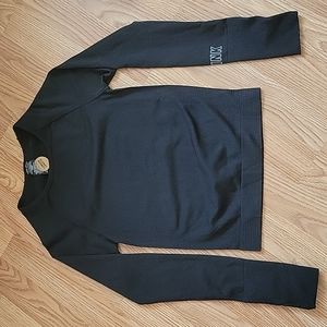 Pink active black top